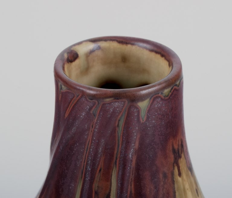 Axel Salto (1889-1961), onion-shaped vase in stoneware modeled with relief pattern, decorated with - 7