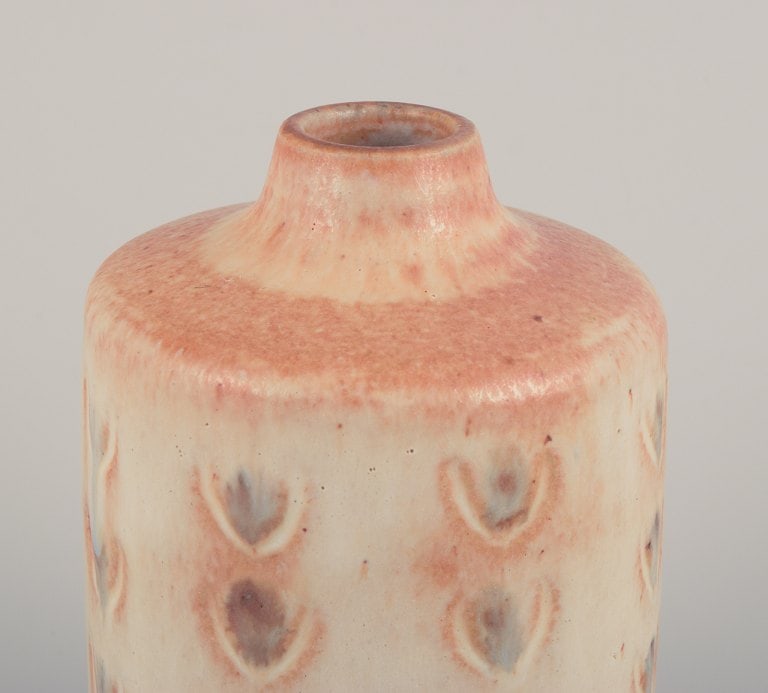 Peder Hald, Danish ceramist. Unique ceramic vase with glaze in light tones. - 5