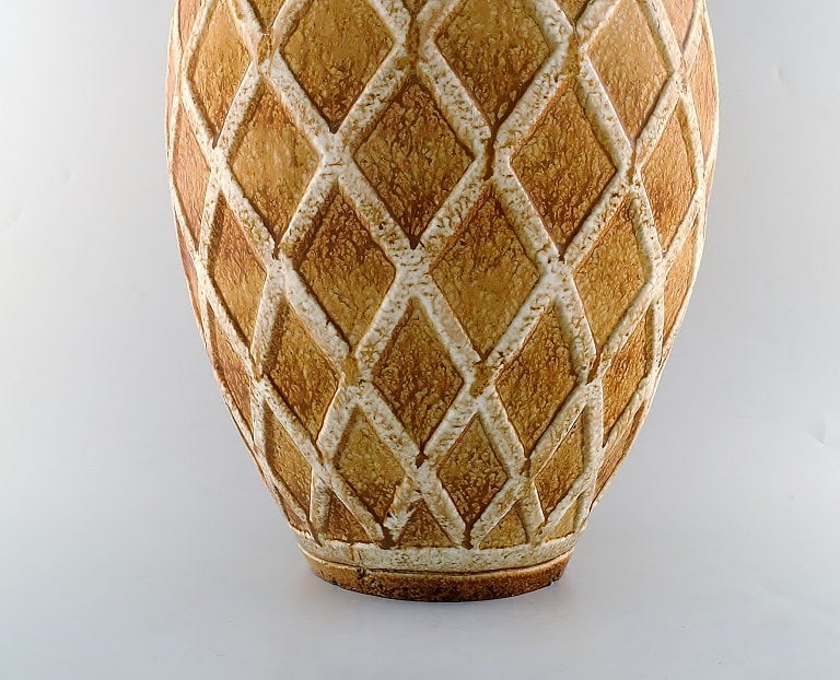Gunnar Nylund for Rörstrand / Rorstrand. Colossal unique floor vase with geometric pattern in - 3