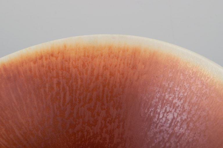 Berndt Friberg (1899-1981) for Gustavsberg Studiohand. Unique ceramic bowl in light brown hares fur - 5