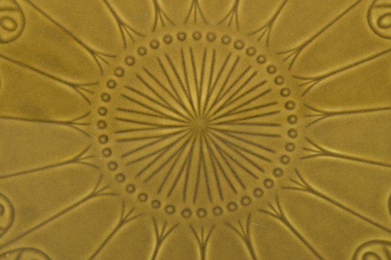 Upsala Ekeby/Gefle, Sweden. Large ceramic centerpiece. Geometric pattern. Green-yellow glaze. - 5