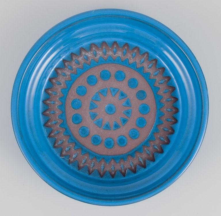 Mari Simmulson (1911-2000) for Upsala Ekeby, Sweden. A pair of low ceramic bowls with blue-toned - 6