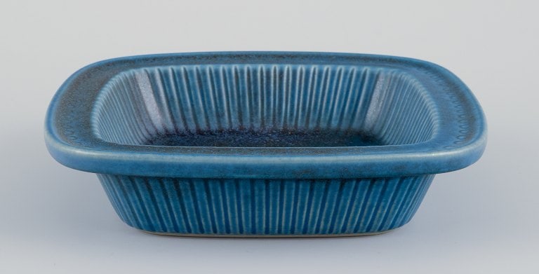 Gunnar Nylund (1904-1997) for Rörstrand, Sweden. Low bowl with blue-toned glaze from the - 3