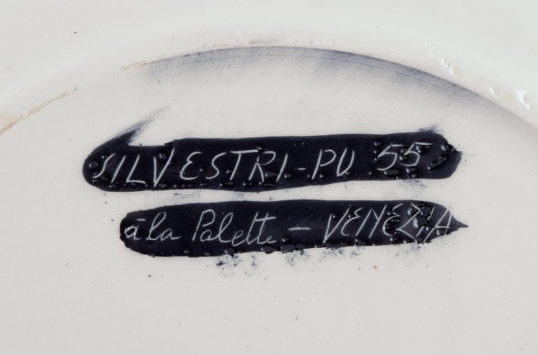 Silvestri, Venice, Italy. Unique ceramic bowl with a cityscape featuring female faces. - 6