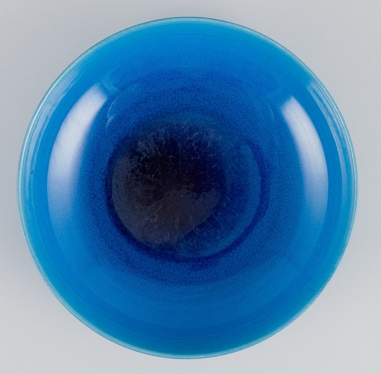 Carl Harry Stålhane (1920-1990) for Rörstrand, Sweden. Ceramic bowl in turquoise glaze. - 3