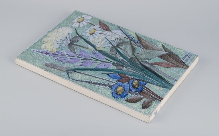 Naile Wafin for Arabia, Finland. Unique wall relief. Hand-decorated with a floral motif. - 7