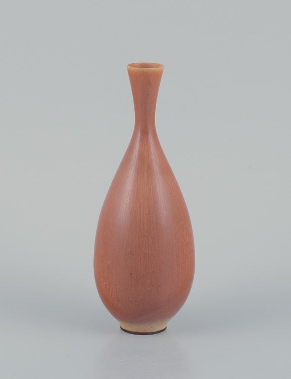 Berndt Friberg (1899-1981) for Gustavsberg. Large unique ceramic vase. Hare's fur glaze in light (1 of 6)