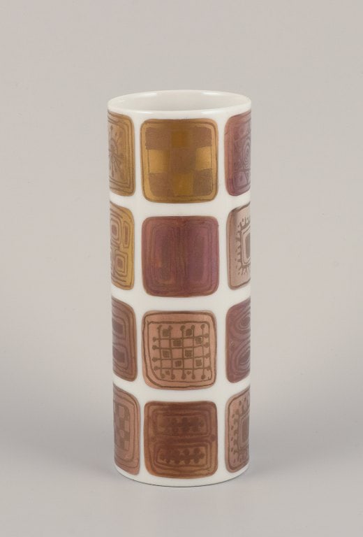 Bjørn Wiinblad (1918-2006) and others for Rosenthal, Germany. Three porcelain vases. - 2