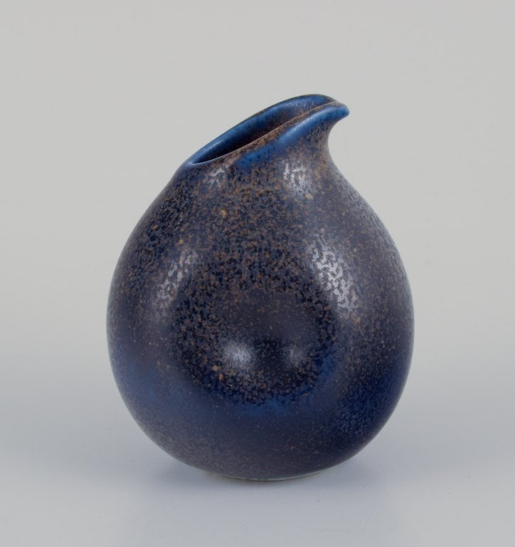 Wilhelm Kåge for Gustavsberg, Sweden. Small pitcher and salt shaker in ceramic. - 2