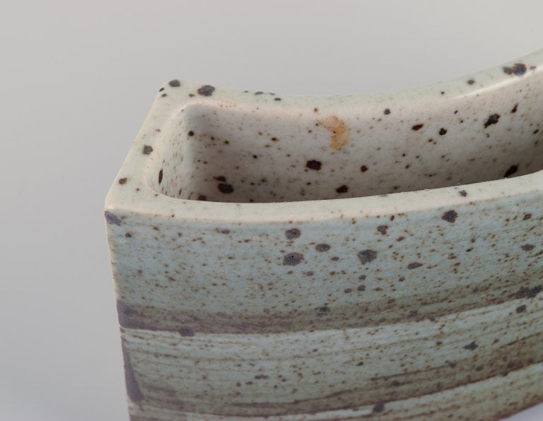 Per Linnemann-Schmidt (1912-1999) for Palshus, Denmark. Three rare ceramic vases. Glaze in earthy - 5