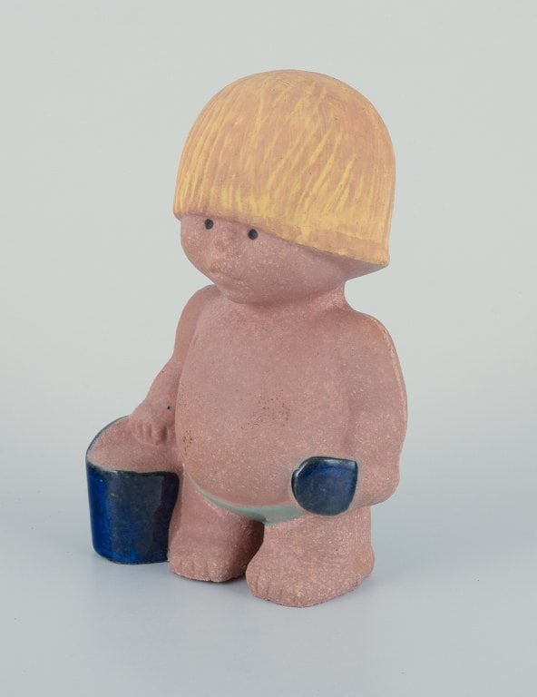 Lisa Larson for Gustavsberg. Stoneware figurine from "Children of the World" series. - 3