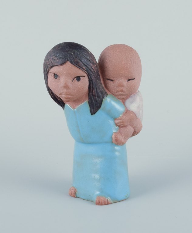 Lisa Larson for Gustavsberg. Stoneware figurine "Öst" (East) from the series "All världens (1 of 5)