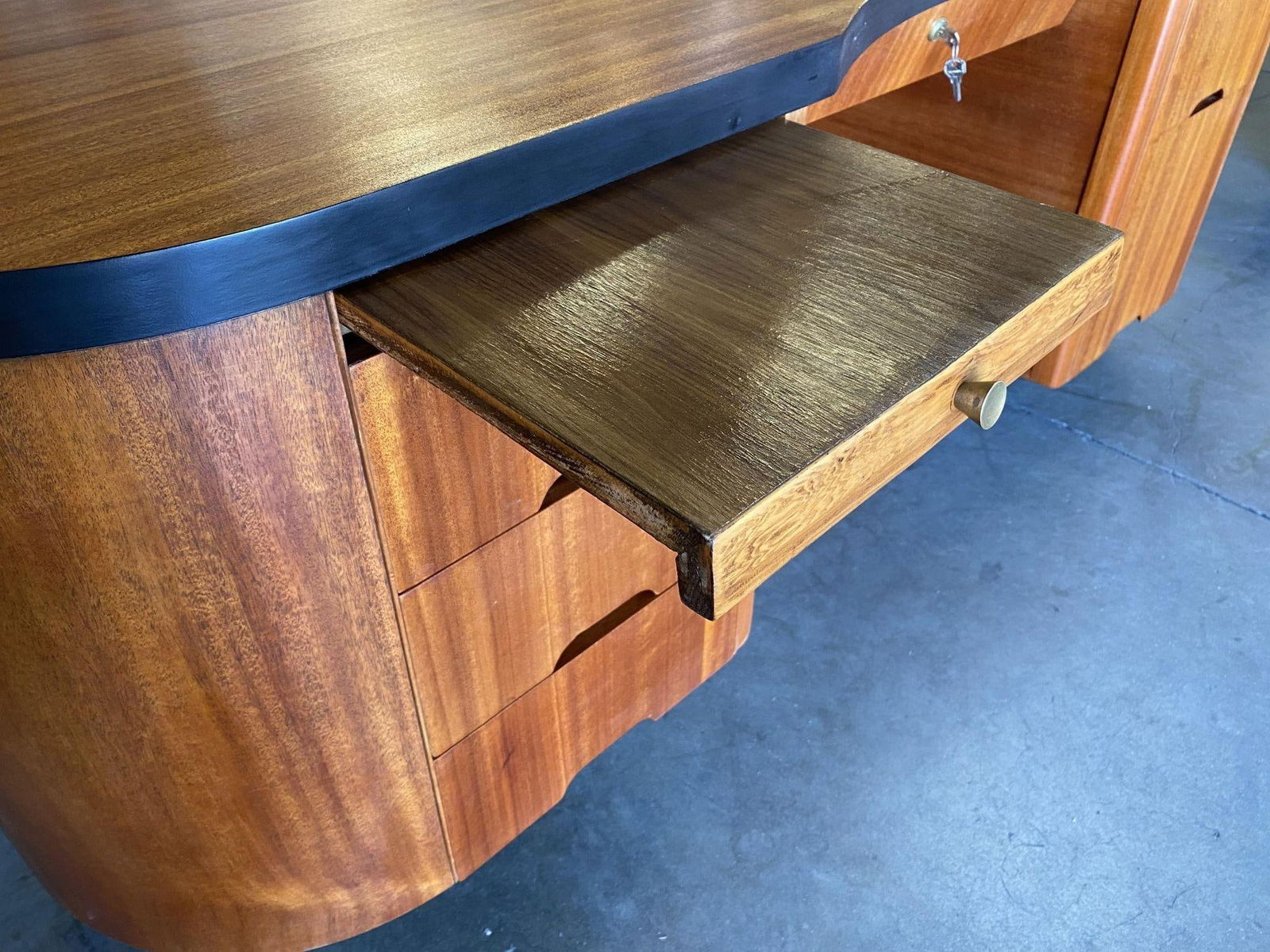 California Art Deco Fletcher Aviation Executive Desk by Frank Fletcher - 12