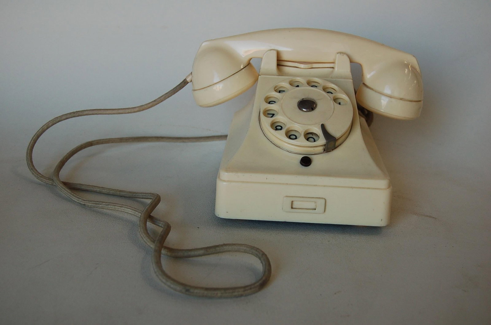 White Bakelite PTT Telephone by Ericsson - 20