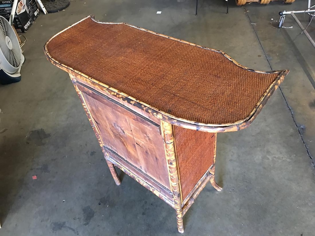 Aesthetic Movement Tiger Bamboo Bat Wing Bar - 12