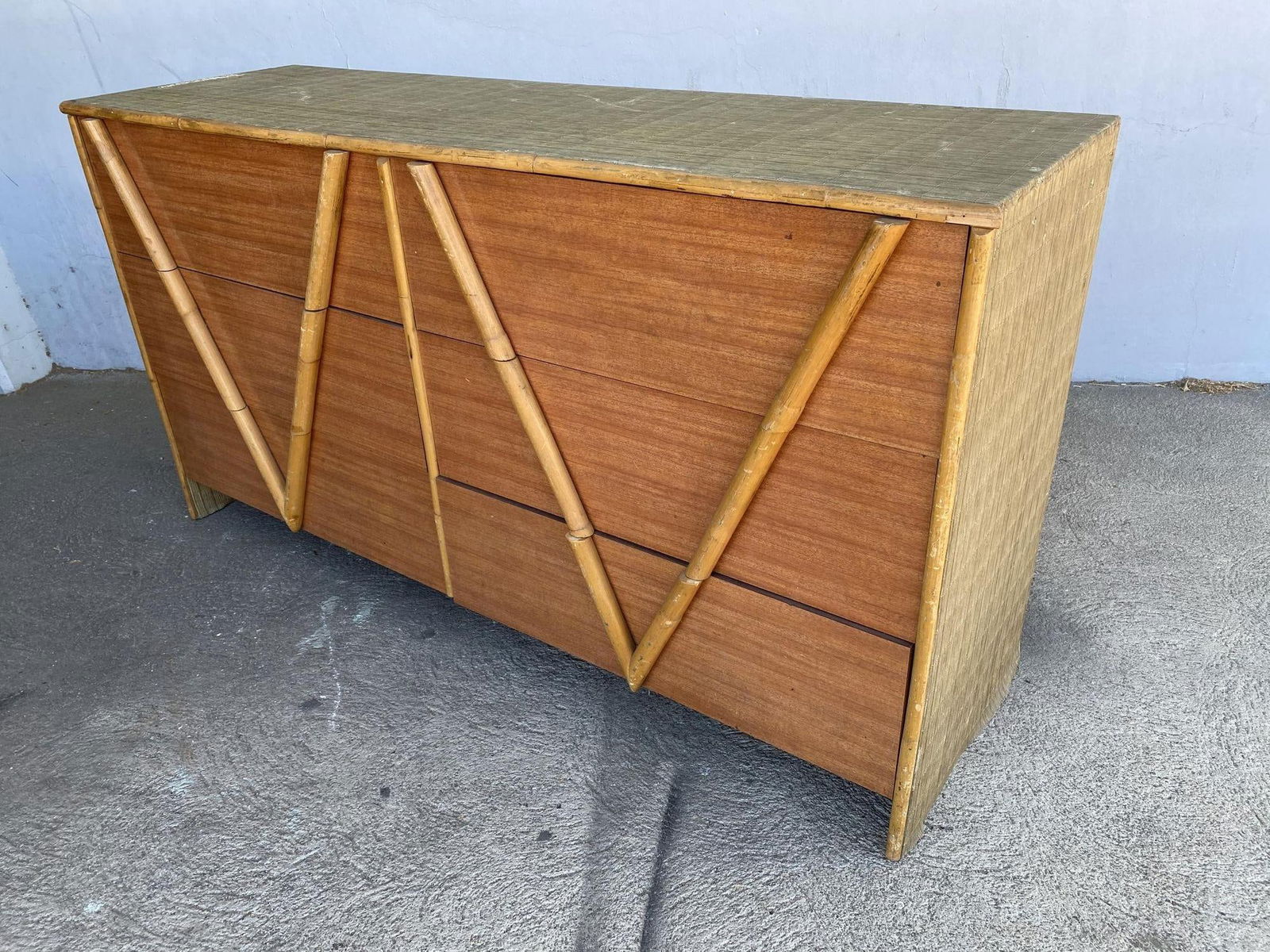 Restored Vintage 1950s Teak and Rice Mat "V" Lowboy Dresser With Rattan - 9