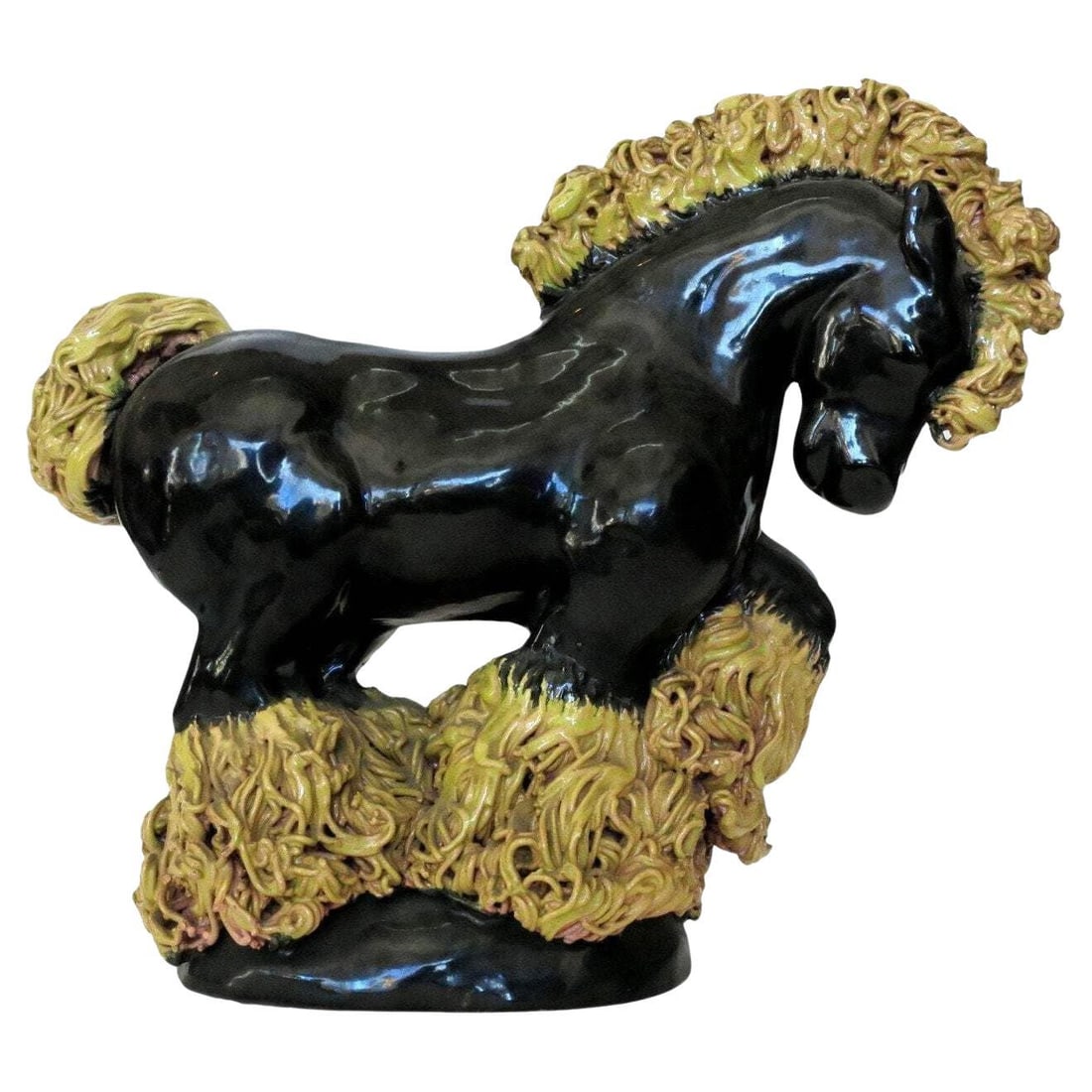 Midcentury Studio Art Pottery Clydesdale Horse: Title: Midcentury Studio Art Pottery Clydesdale Horse Description: This wonderful studio art pottery horse was made by a Los Angeles Pottery Studio during the 1950s. A very unique, finely crafted piec