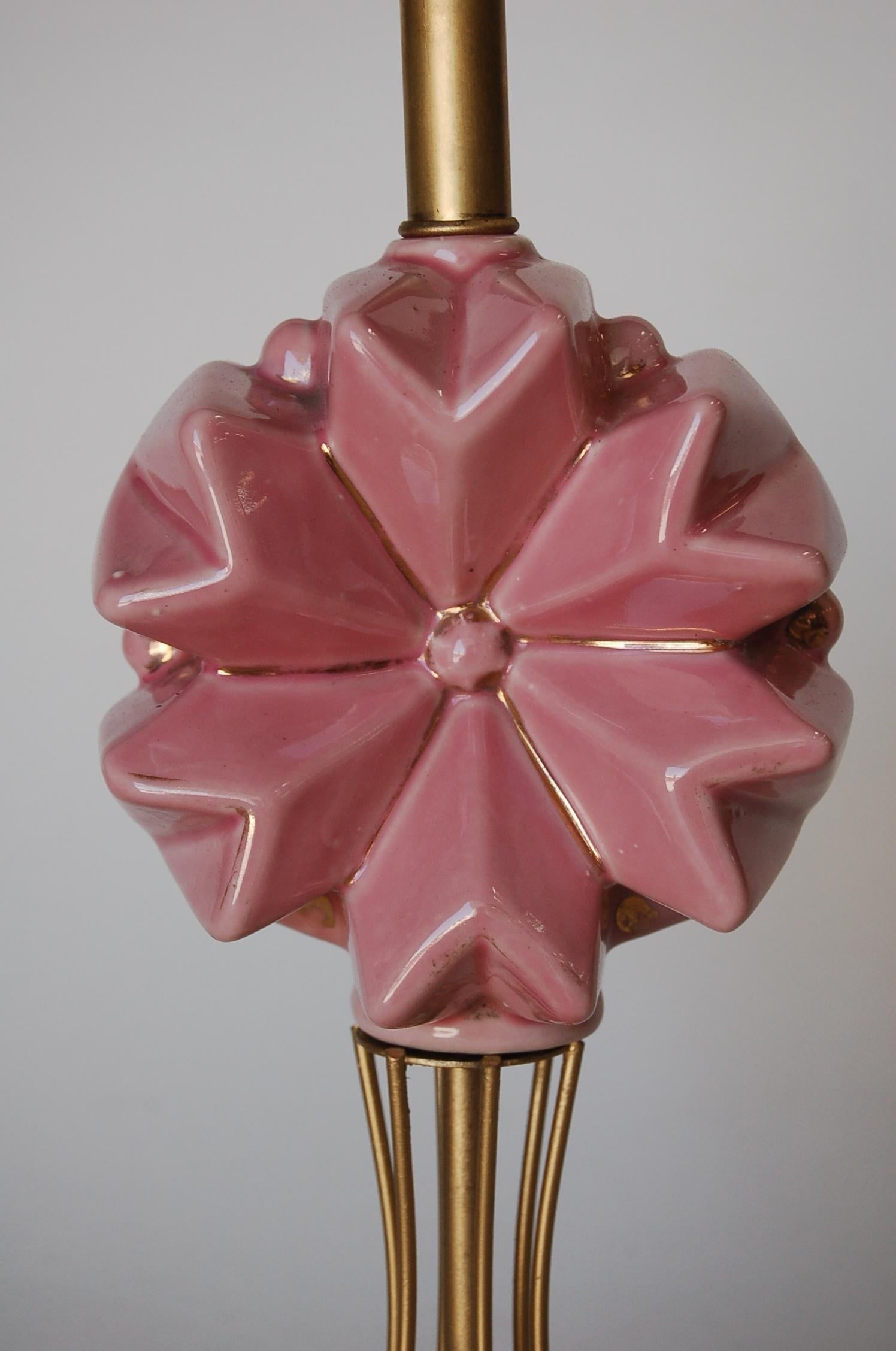 Midcentury Brass Spindel Table Lamp with Ceramic Flower Accent - 18