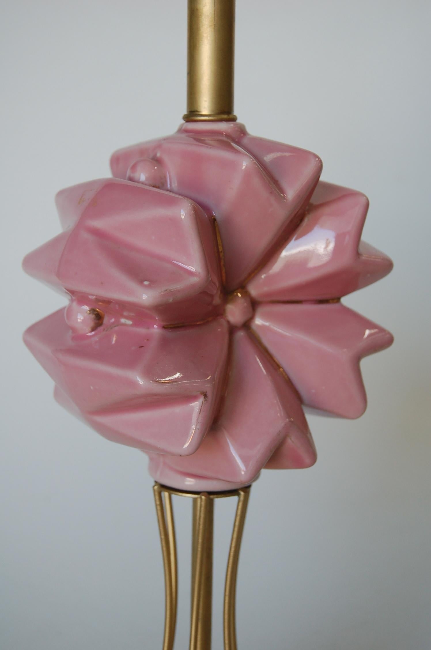 Midcentury Brass Spindel Table Lamp with Ceramic Flower Accent - 19