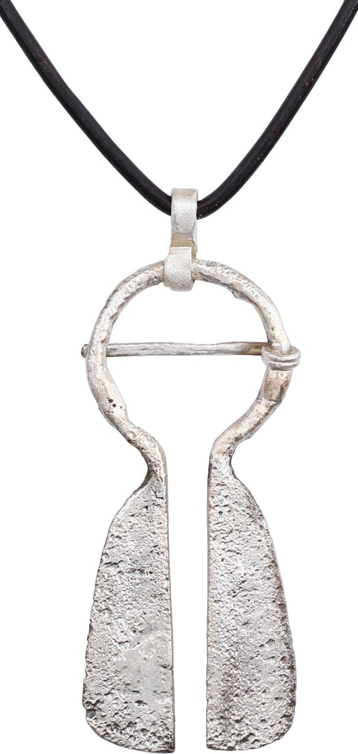 FINE VIKING PROTECTIVE BROOCH 900-1050 AD - 2