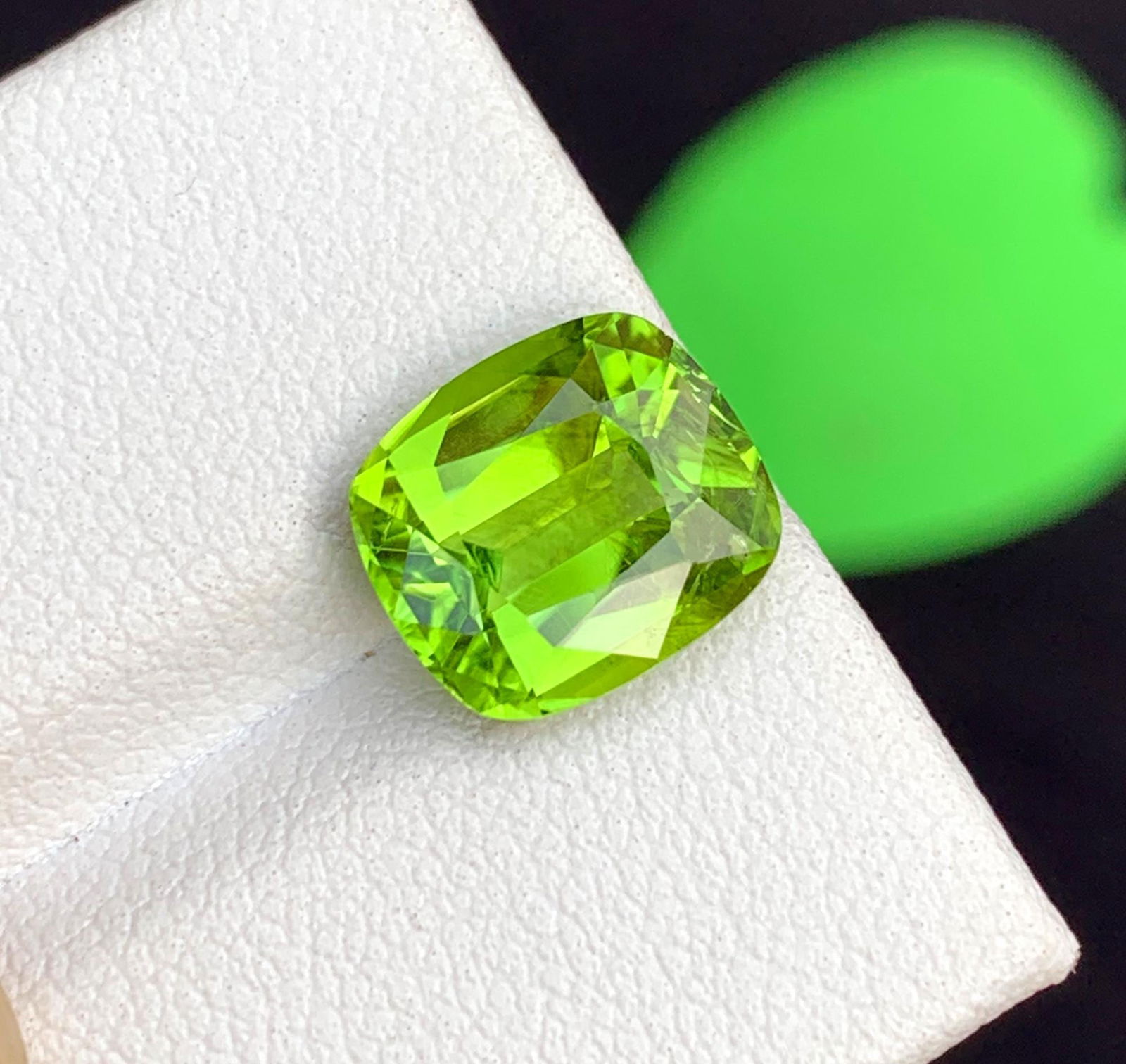 Natural Peridot Gemstone: 3.45 Carat Cushion Cut, August Birthstone - 5