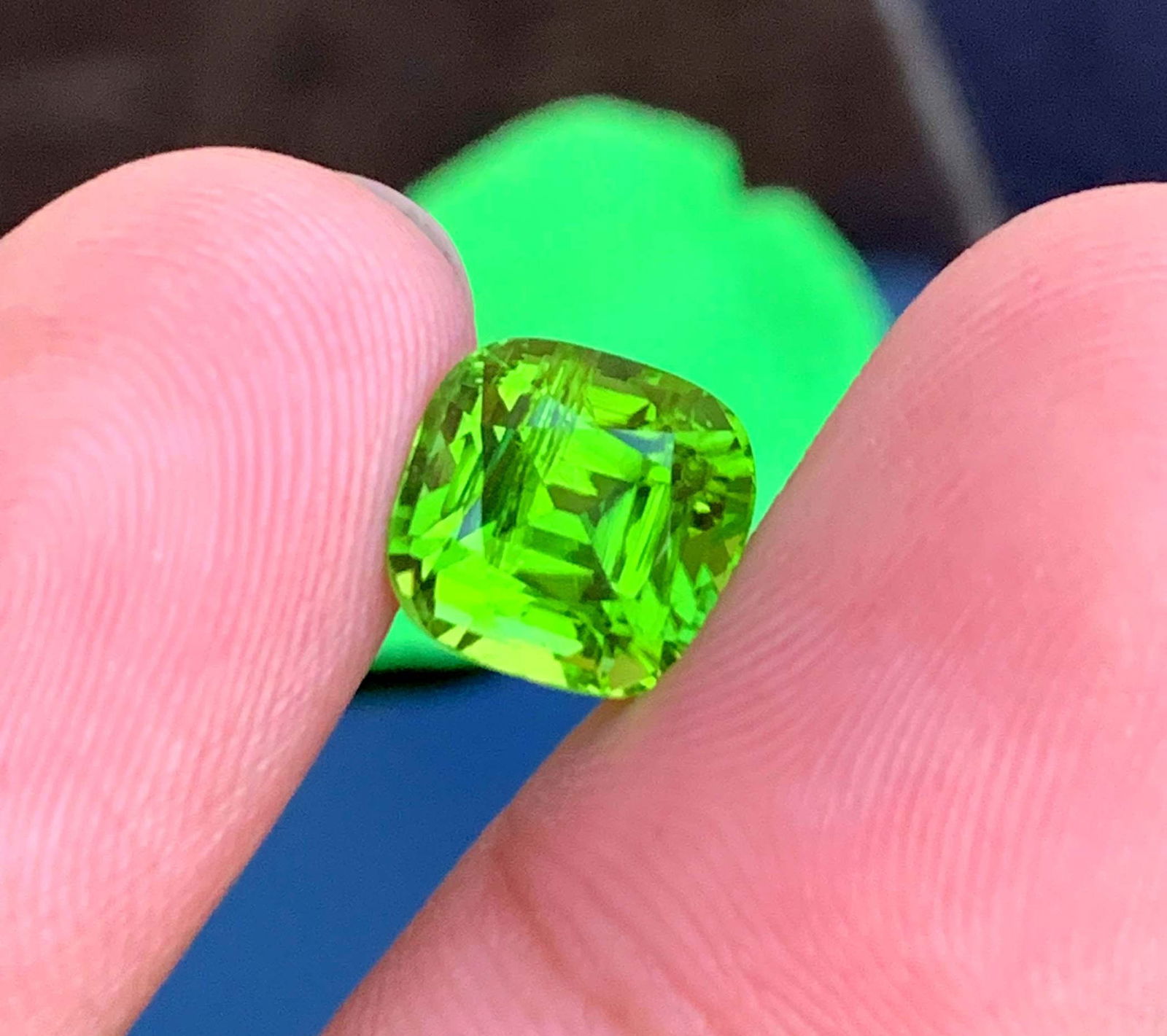 Natural Peridot Gemstone: Cushion Cut Loose Stone, August Birthstone (5.60 Carats) - 3