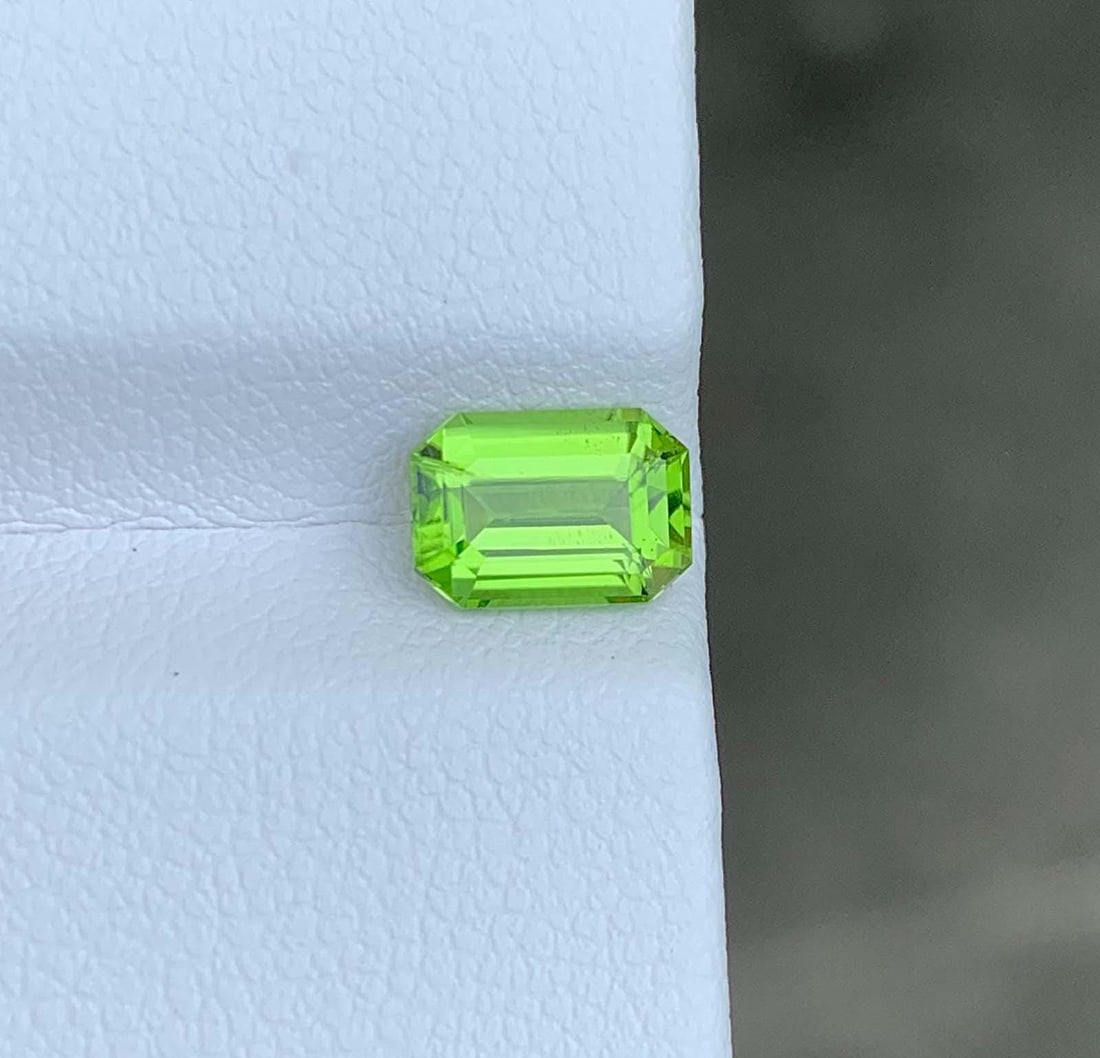 Natural Peridot Gemstones, Top Color Emerald Cut Peridot Loose Gemstone From Pakistan, August - 3