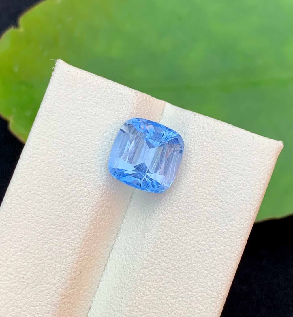 Santa Maria Aquamarine Gemstone: 3.75 Carat March Birthstone - 3