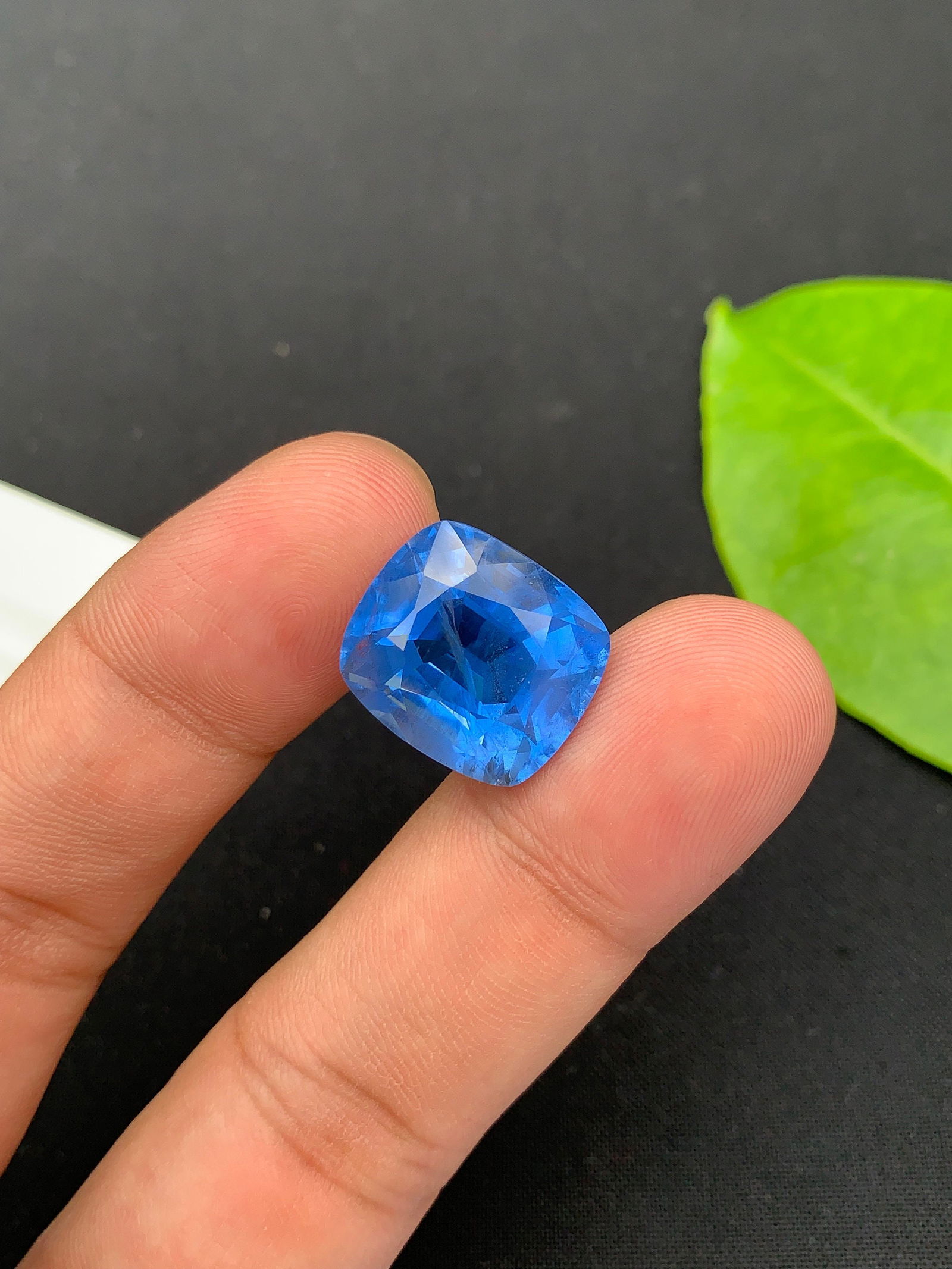 Santa Maria Aquamarine Gemstone: March Birthstone, Deep Blue Beryl (18.35 Carats) - 5