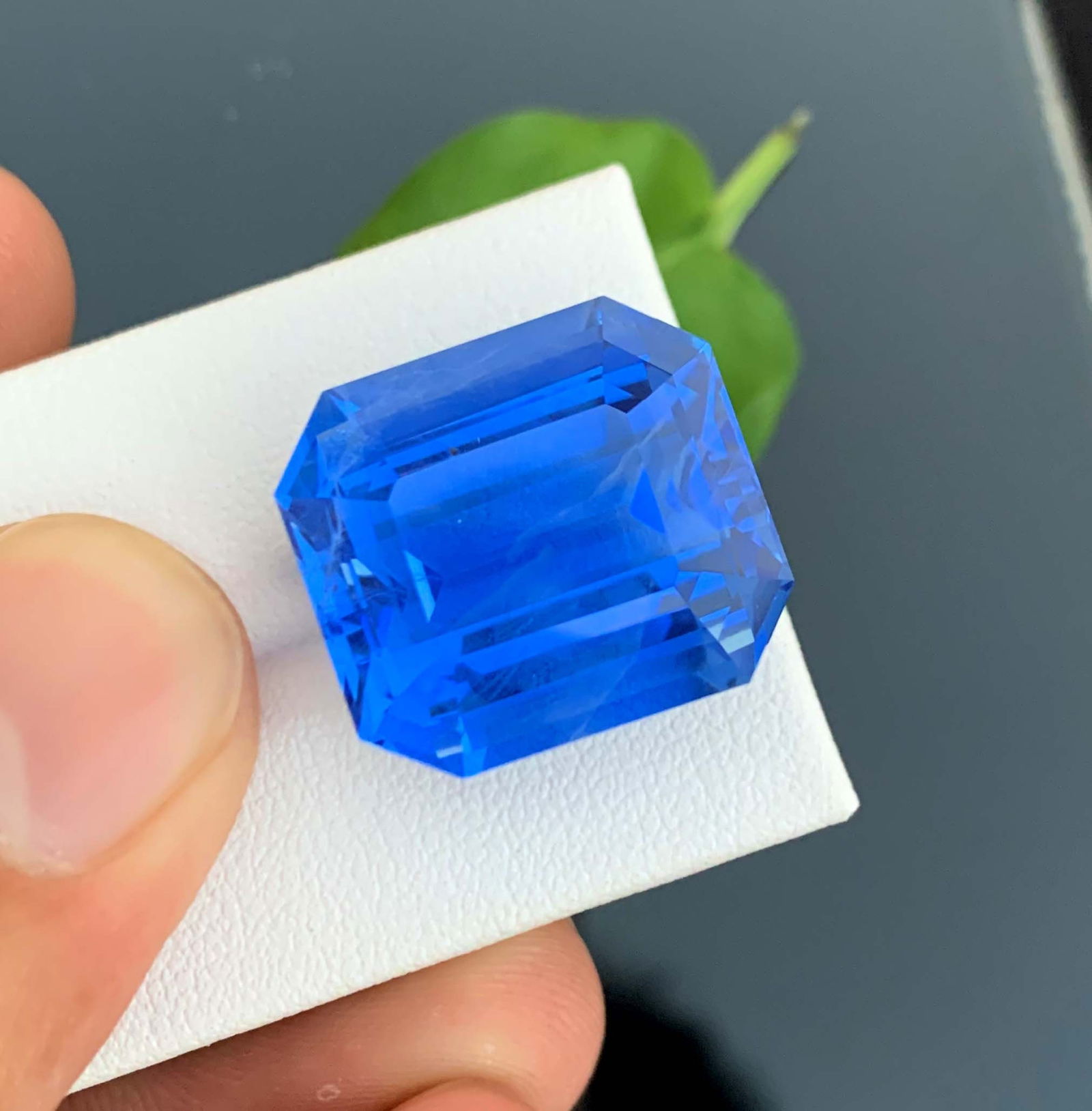 Santa Maria Aquamarine Gemstone: Deep Blue Octagon Cut, 32.30 Carat - 2