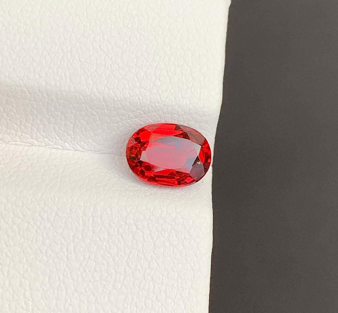Red Garnet Gemstone: Oval Cut January Birthstone, 1.68 Carats - 3