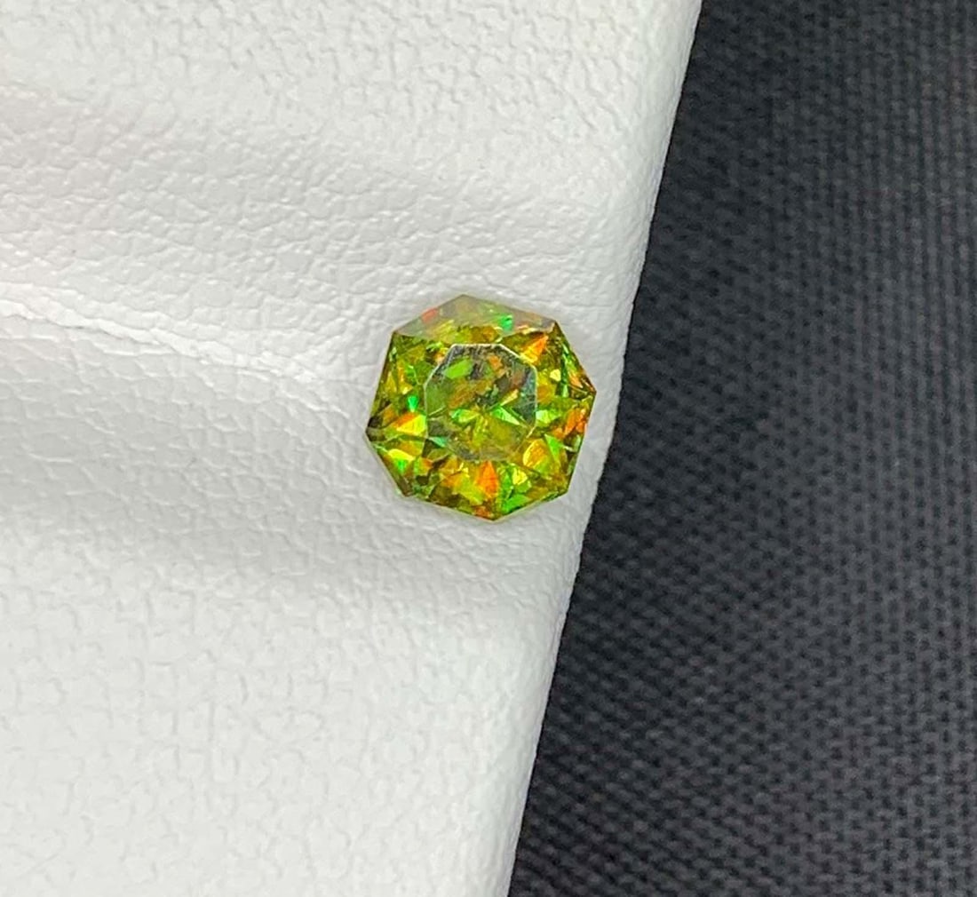 Green Chrome Sphene Gemstone: Lustrous Fancy Cut Titanite, 0.70 CT June Birthstone - 3