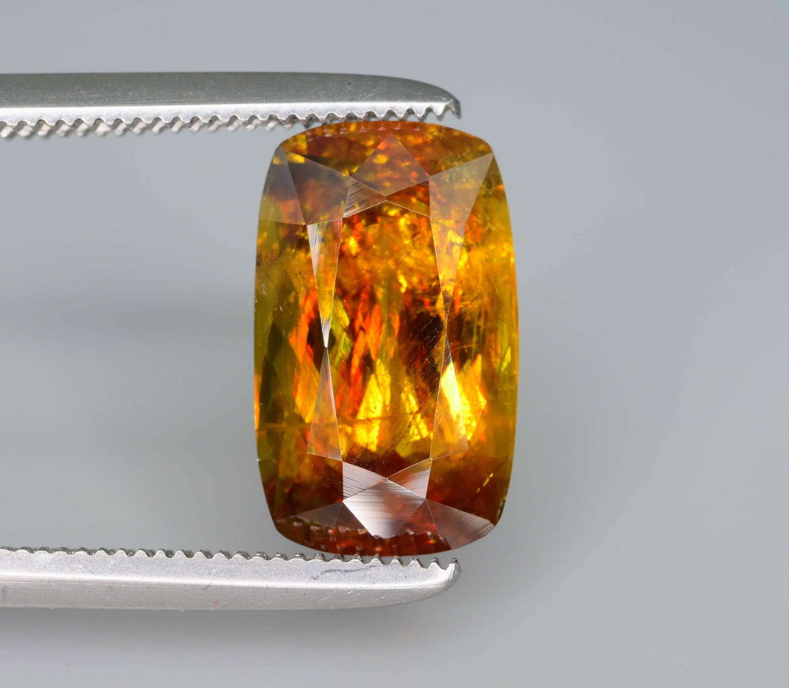 Yellow Sphene Gemstone: 4.20 Carat Long Cushion Cut Stone - 3