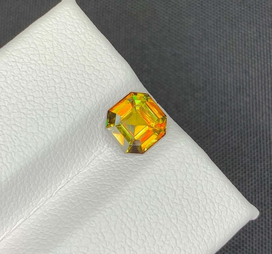 Lustrous Sphene Gemstone: Yellow/Green Asscher Cut, 1.23 Carat - 2