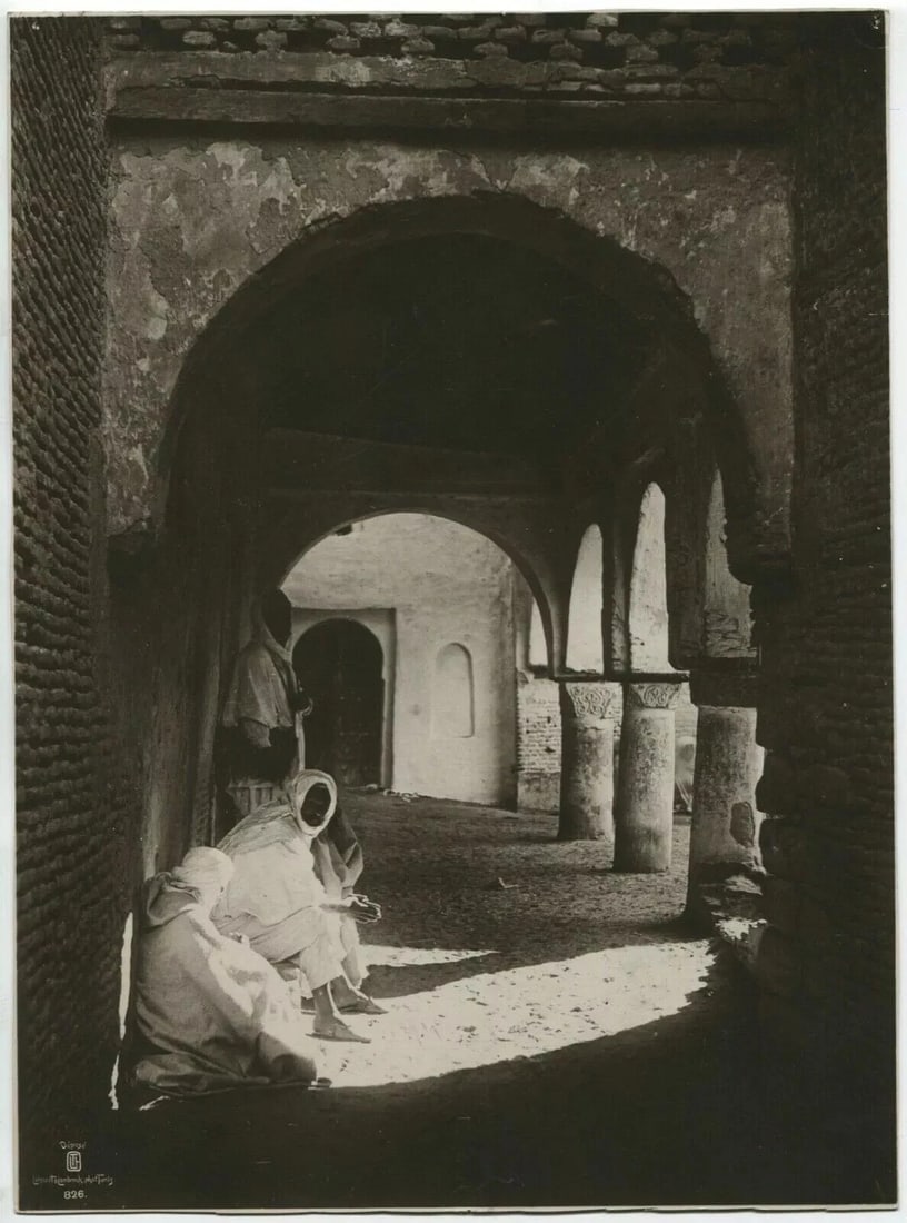 LEHNERT & LANDROCK Old town street of Gafsa, Tunisia, Vintage c. 1910 - 8