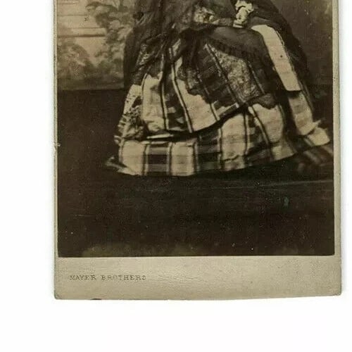 Antique CDV Photo – Marie Amélie de Bourbon-Siciles – Mayer Brothers Paris 1866 - 6