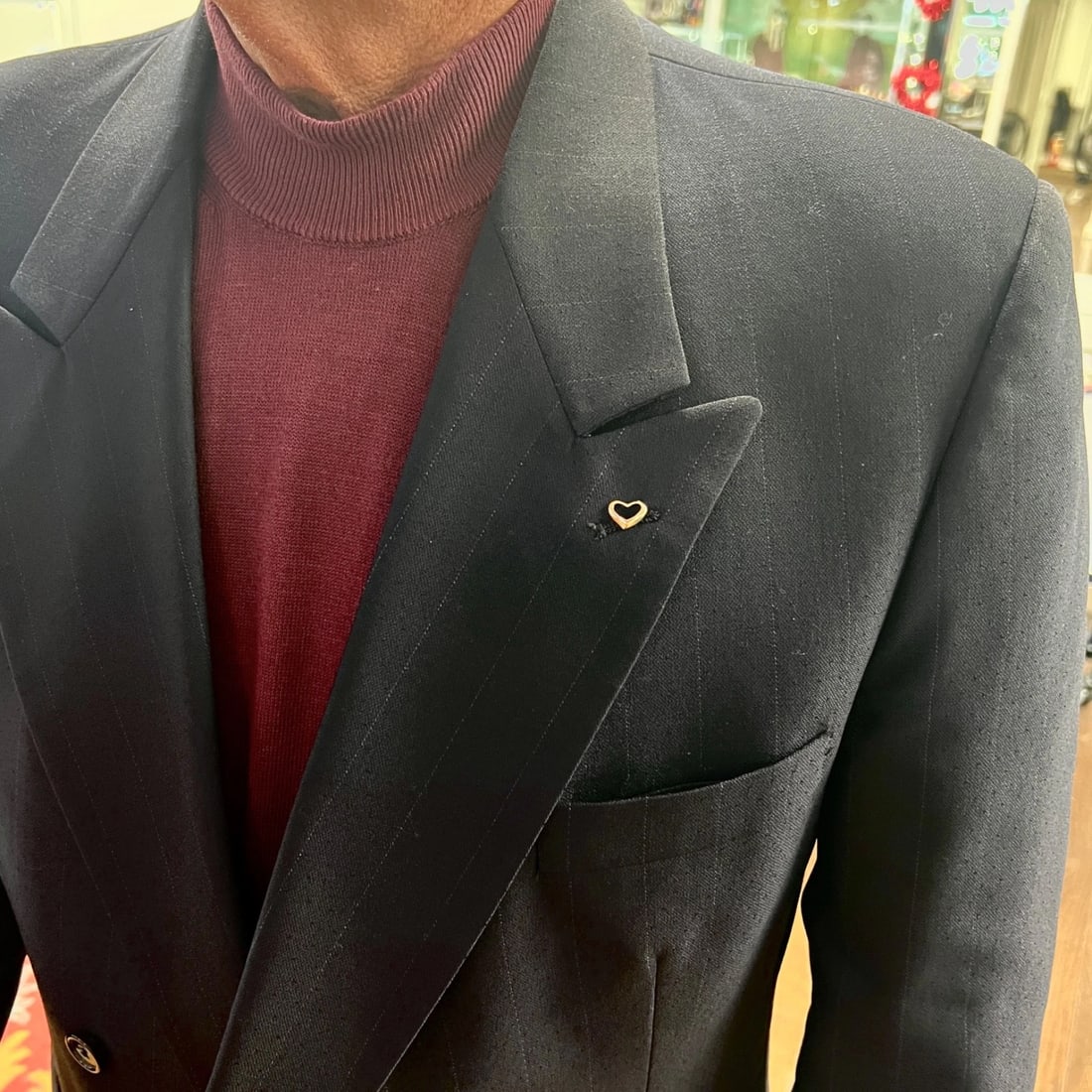 Vintage 1970's Open Heart Lapel Stick Pin 14K Yellow Gold, .92 Grams - 3