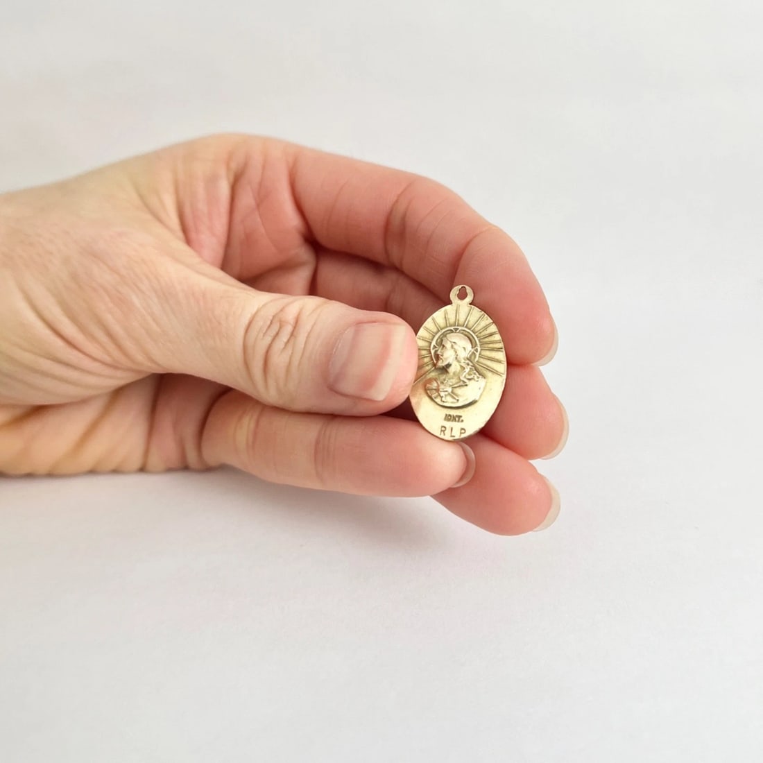 Vintage Saint Jude Pray for Us Charm Necklace Pendant 10K Yellow Gold, 3.33 Gram - 3