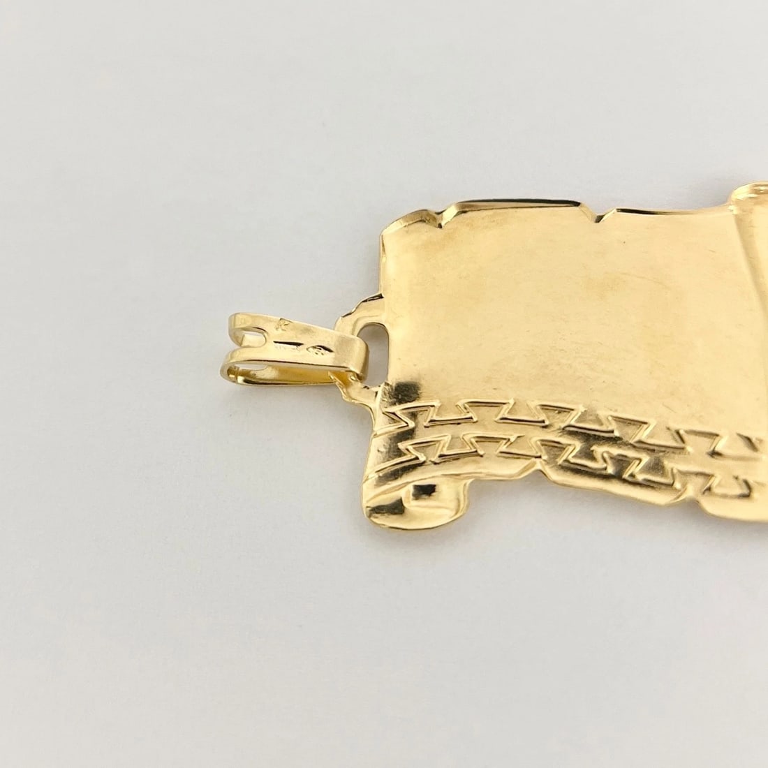 Vintage Parchment Scroll Pendant Charm 18K Yellow Gold, 4.73 Grams - 6