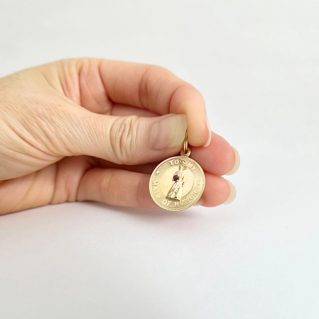 Vintage 1960's Maid of Honor Ruby Pendant Charm 14K Yellow Gold, 2.05 Grams - 3