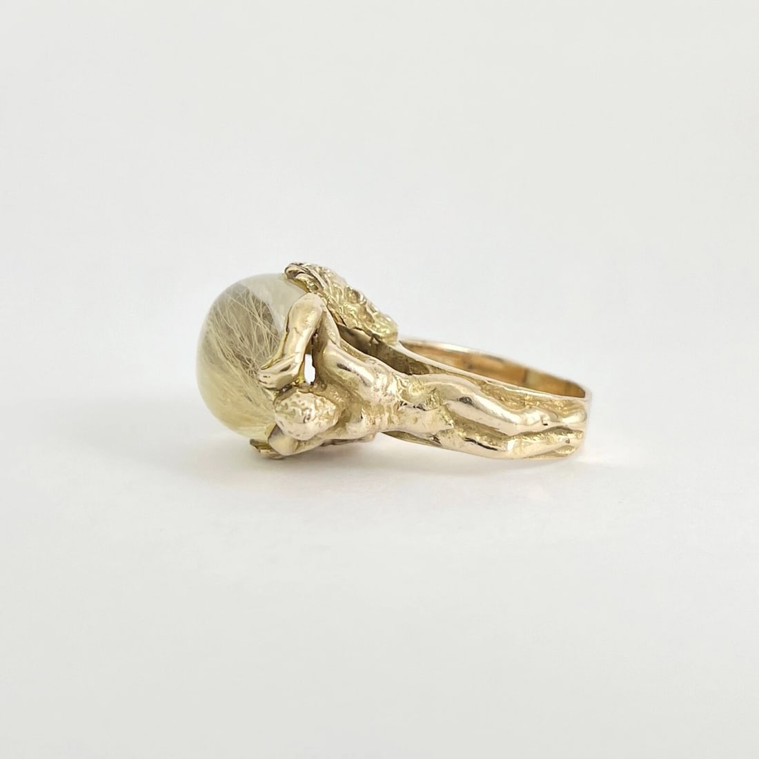 Vintage 1960's Pale Green Quartz Man Face Body Ring 13K Yellow Gold, 13.13 Grams - 10