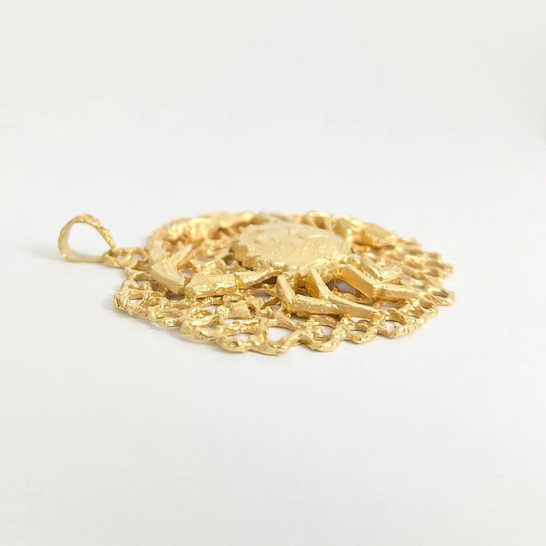 Vintage Large Crab Filigree Necklace Pendant 18K Yellow Gold, 35.29 Grams - 6
