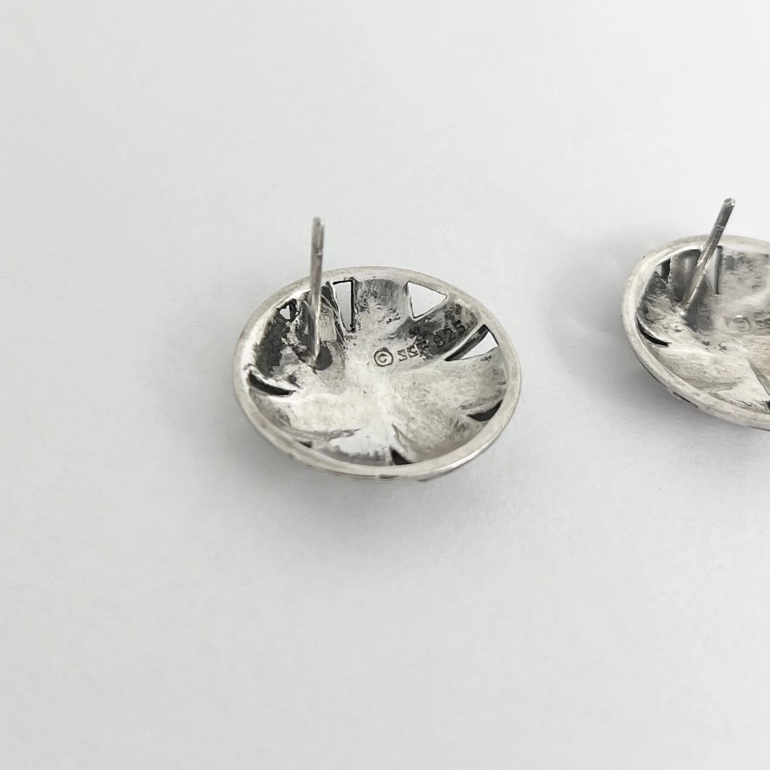 Vintage Round Textured Button Stud Earrings 925 Sterling Silver, 7.17 Grams - 7