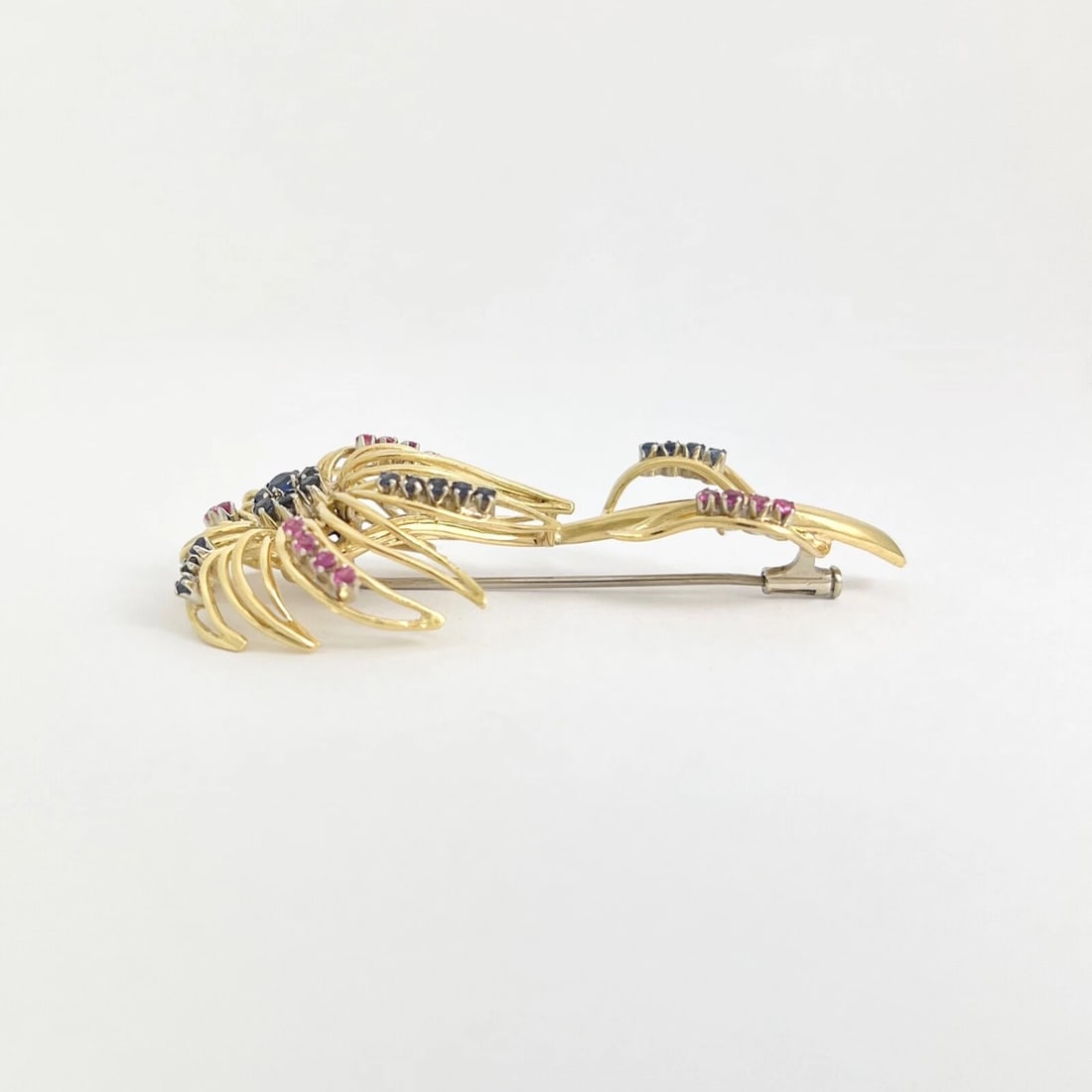 Vintage 1960's Sapphire Ruby Flower Brooch Pin 18K Yellow Gold, 12.49 Gr - 6