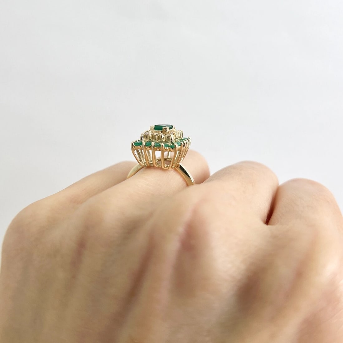 Vintage Green Emerald Diamond Halo Cocktail Ring 14K Yellow Gold, 4.81 Grams - 5
