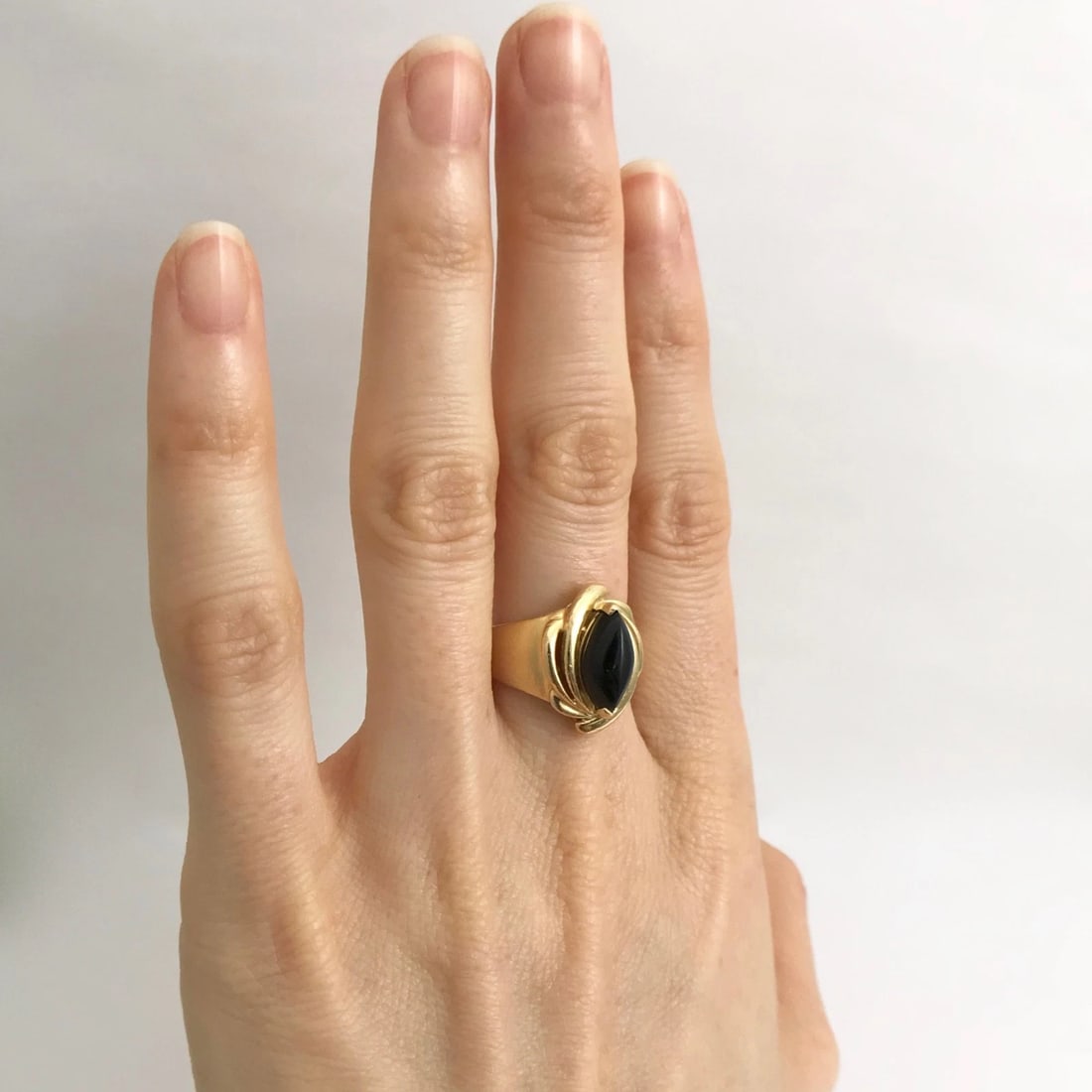Vintage Marquise Black Onyx Cocktail Ring 14K Yellow Gold, Size 5.5, 5.9 Grams - 4