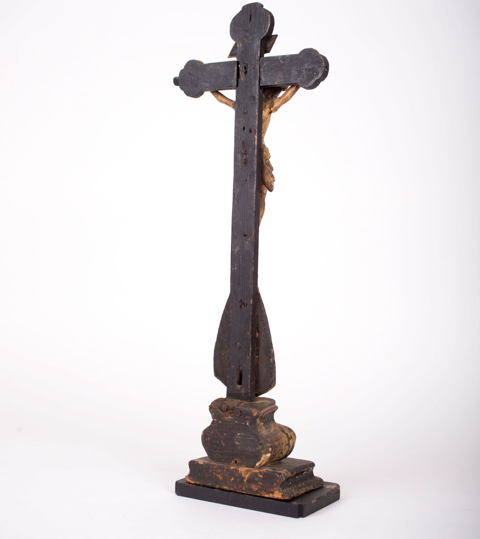 French early 18th Century Carved And Painted Wooden Crucifix - 2