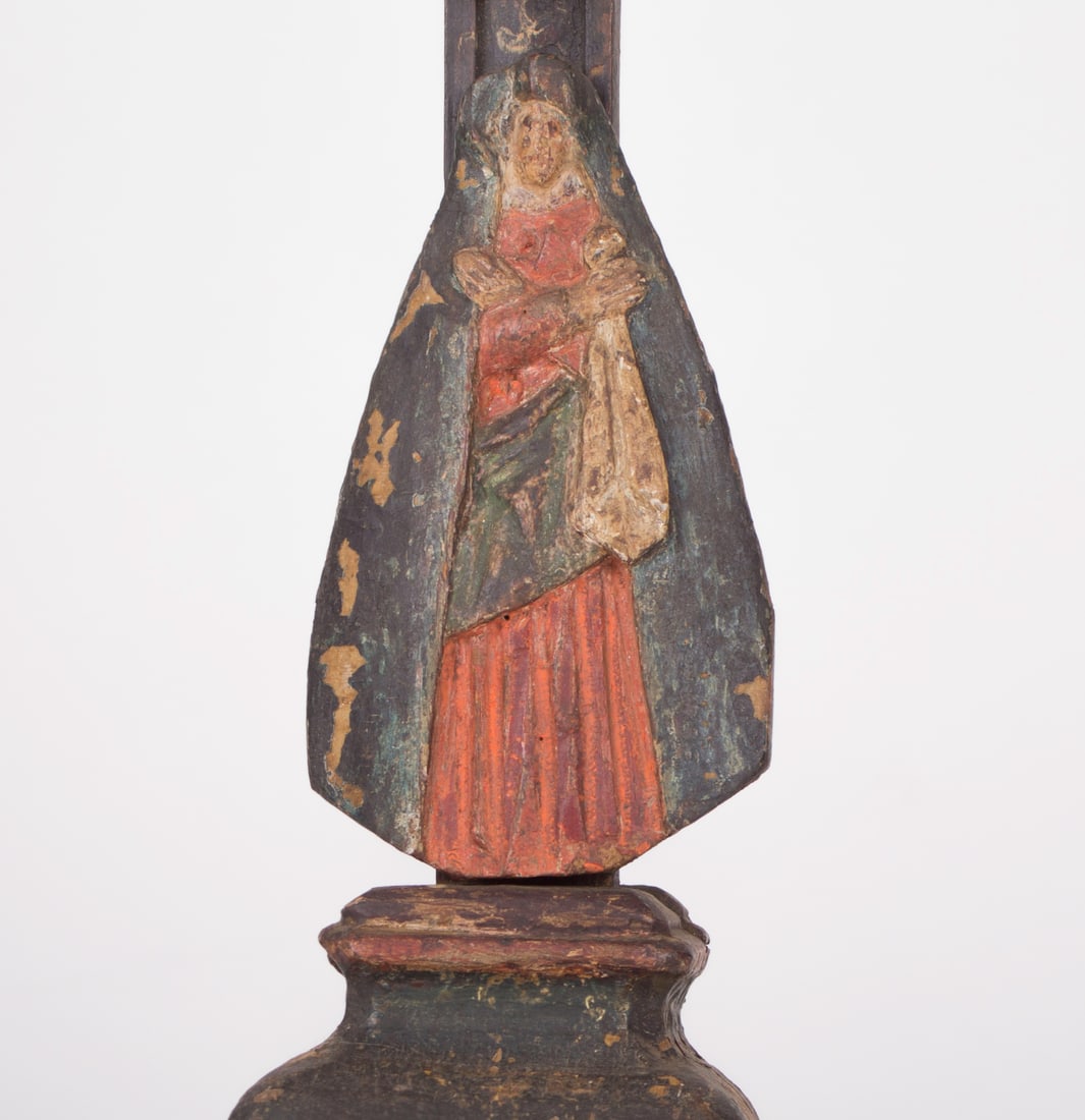 French early 18th Century Carved And Painted Wooden Crucifix - 5