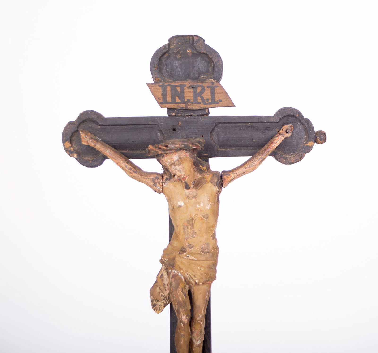 French early 18th Century Carved And Painted Wooden Crucifix - 6