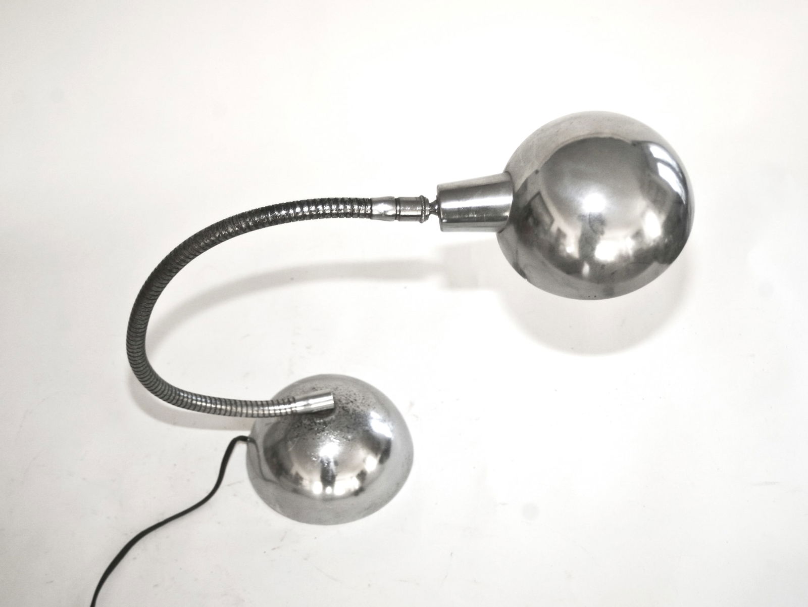 FRENCH MODERNIST JUMO DESK LAMP mid century , flex arm (1 of 4)